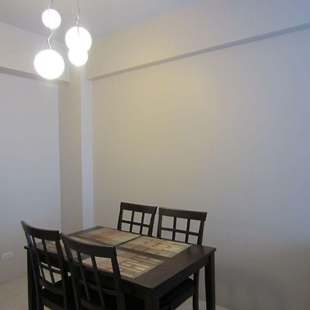 Palm Tree - Genlex Condominium Manila Dış mekan fotoğraf